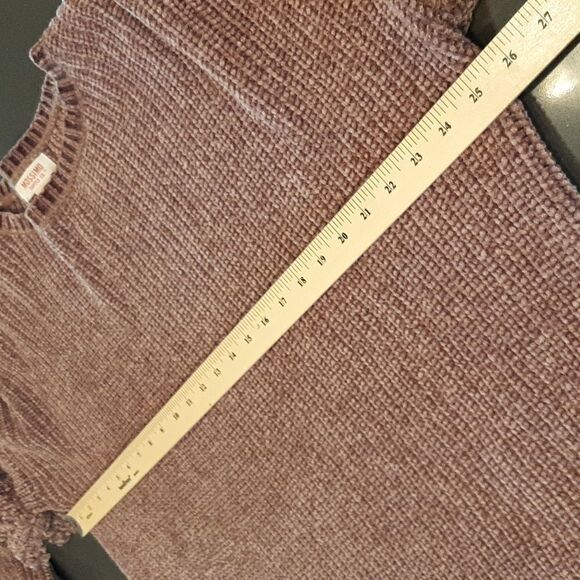 Mossimo Plush Oversized Sweater - Picture 6 of 12